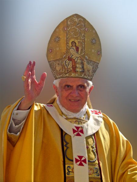 Pope ratzinger.jpg